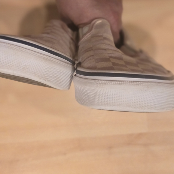 Lilac/pink checkered vans - Picture 5 of 5